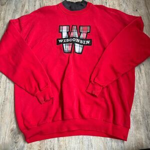 J. Macinally's Sweatshirt Wisconsin Vintage Women's XL Red Patch